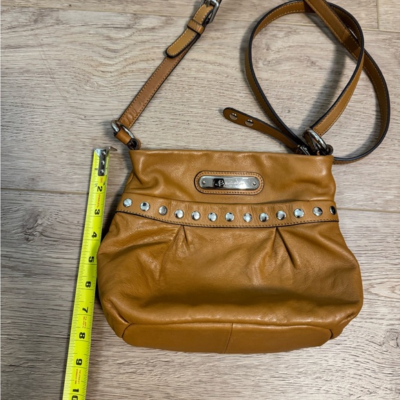 B. Makowsky Camel Brown Studded Leather Crossbody Bag, like new - Picture 11 of 13